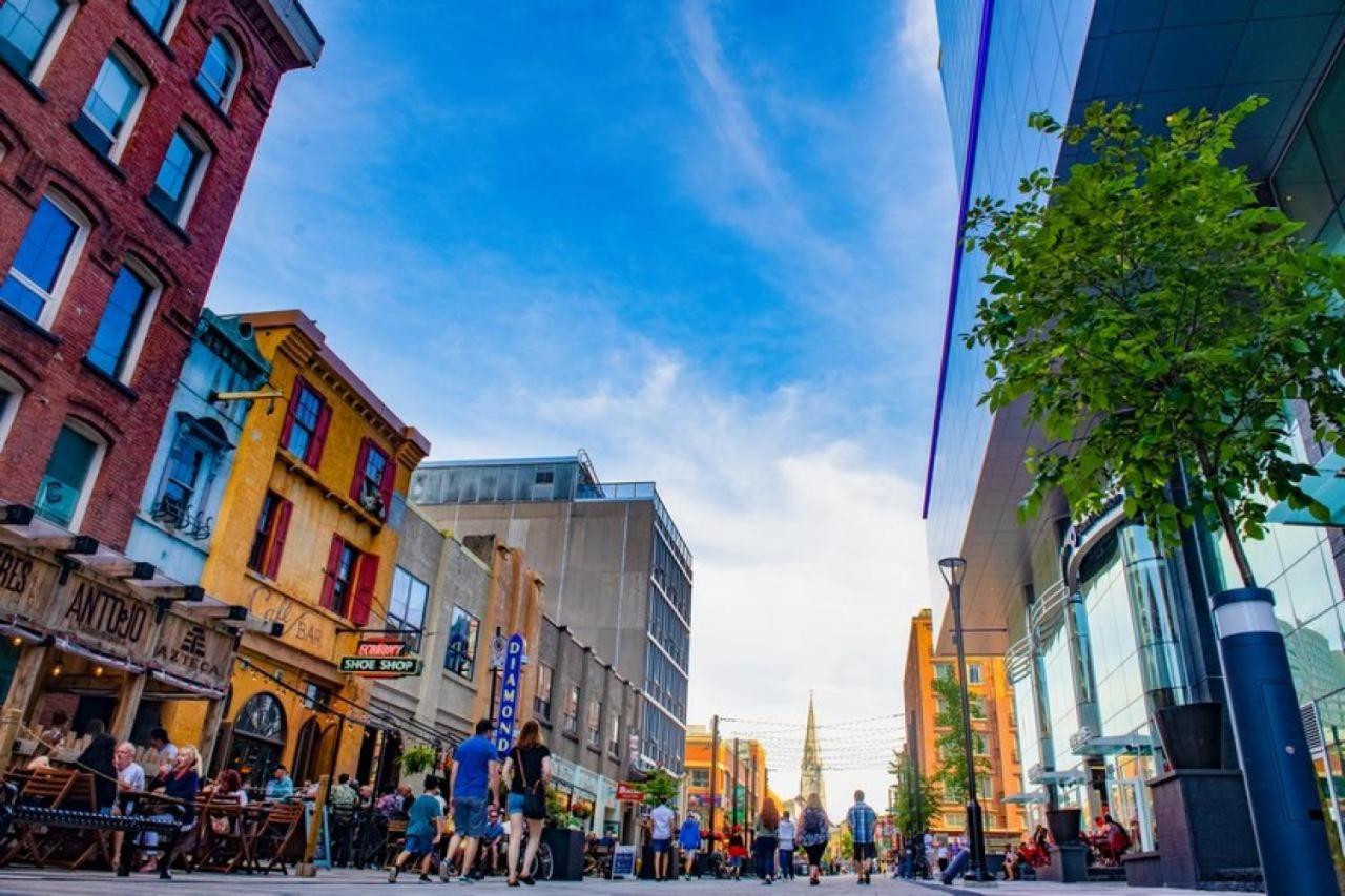 In The Heart Of Downtown Hfx Apartamento Halifax Exterior foto